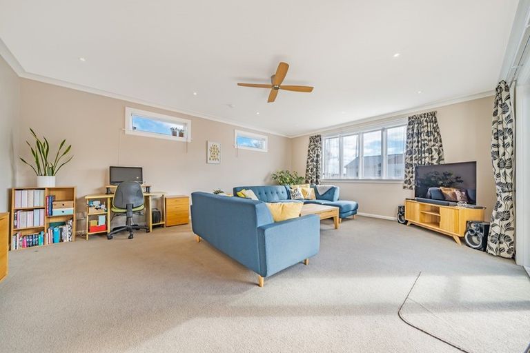 Photo of property in 11 Pitt Street, Moera, Lower Hutt, 5010