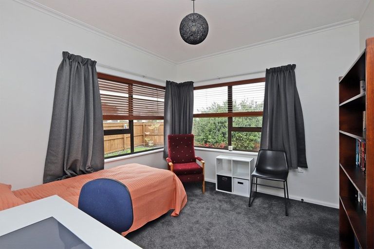 Photo of property in 48 Taradale Road, Marewa, Napier, 4110