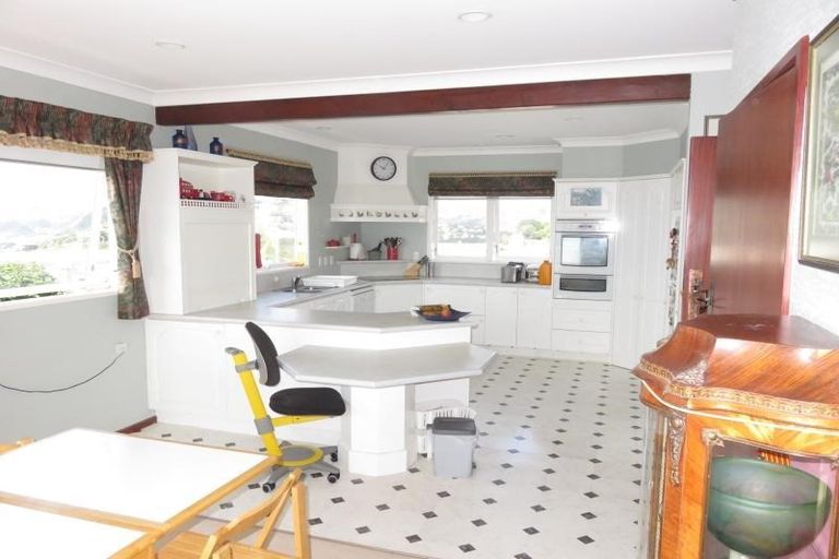 Photo of property in 29 Rama Crescent, Khandallah, Wellington, 6035