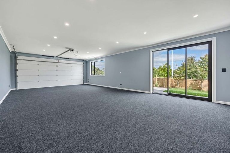 Photo of property in 2 Taku Close, Long Bay, Auckland, 0630