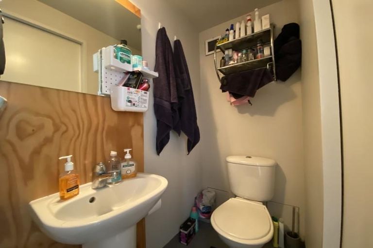 Photo of property in Urbane Apartments, 45/29 Webb Street, Mount Cook, Wellington, 6011