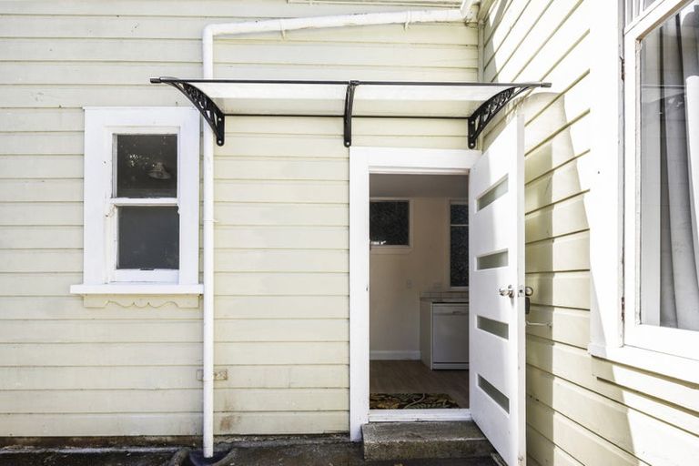 Photo of property in 74 Sar Street, Wadestown, Wellington, 6012