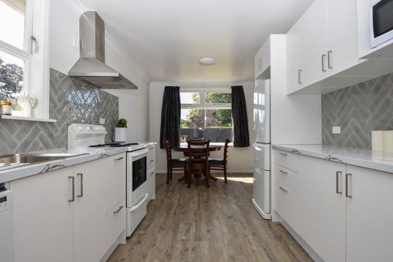 Photo of property in 226 High Street South, Carterton, 5713