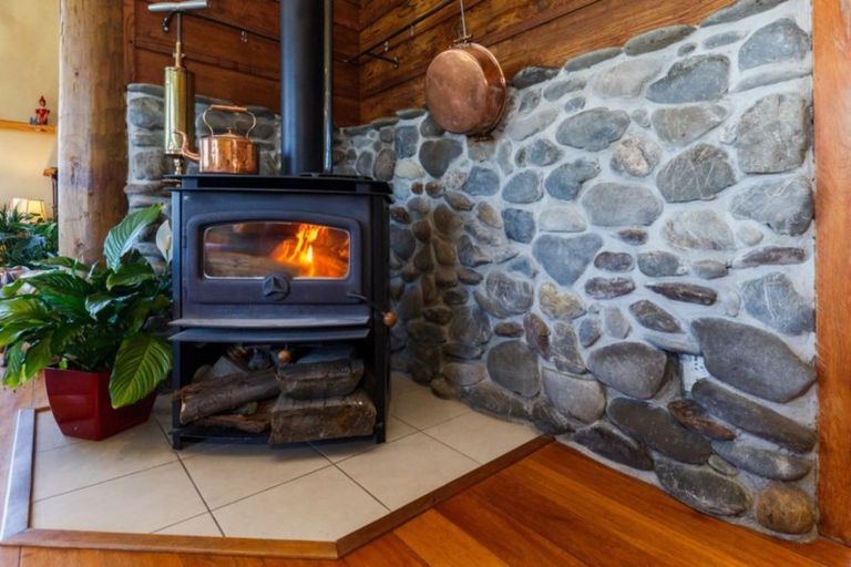 Photo of property in 57 Mchardie Road, Bulls, 4894