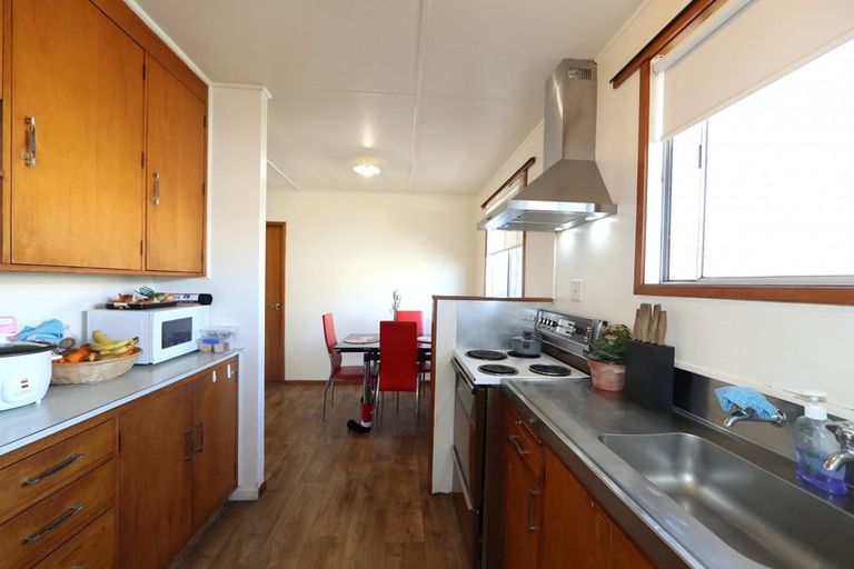 Photo of property in 2/1012 Plunket Street, Saint Leonards, Hastings, 4120