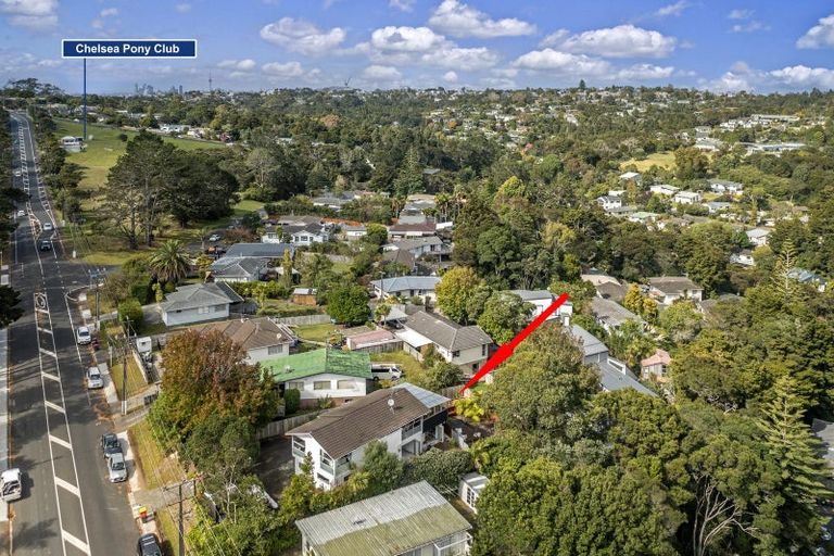 Photo of property in 1/149 Eskdale Road, Birkdale, Auckland, 0626