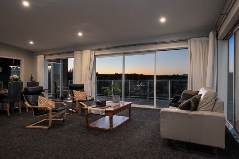 Photo of property in 5 Ridgetop Rise, Fairhall, Blenheim, 7272