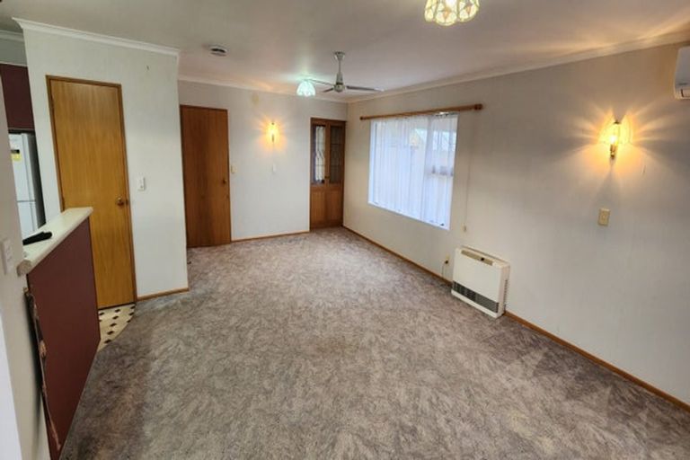 Photo of property in 10a Maire Street, Inglewood, 4330