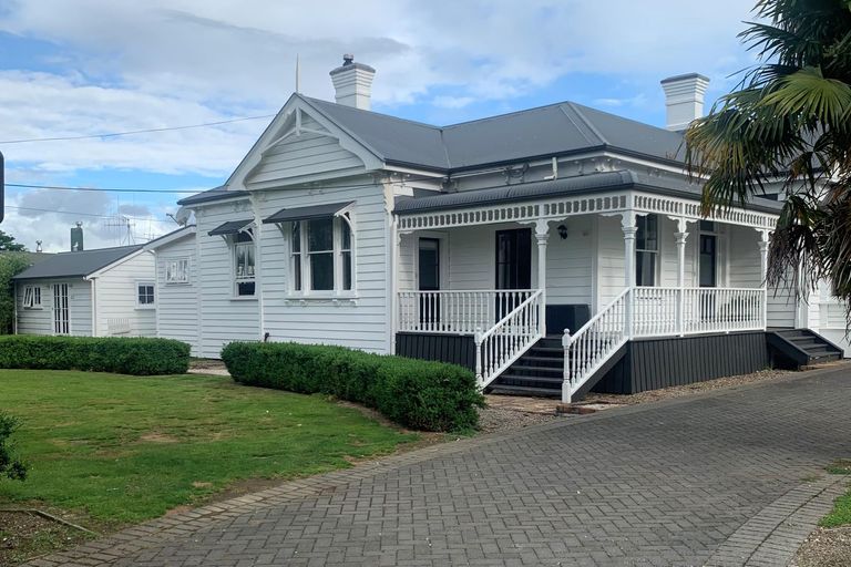 Photo of property in 150 Victoria Street, Cambridge, 3434