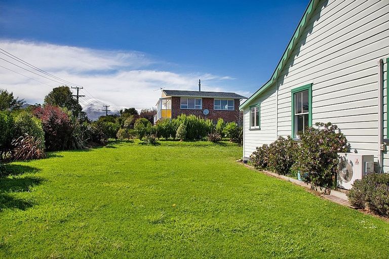 Photo of property in 1 Mahuru Lane, Okato, 4335