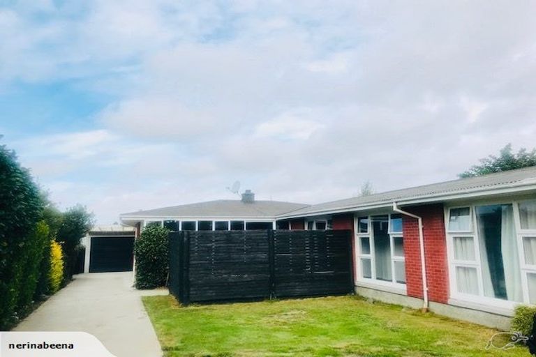 Photo of property in 268 Main North Road, Redwood, Christchurch, 8051