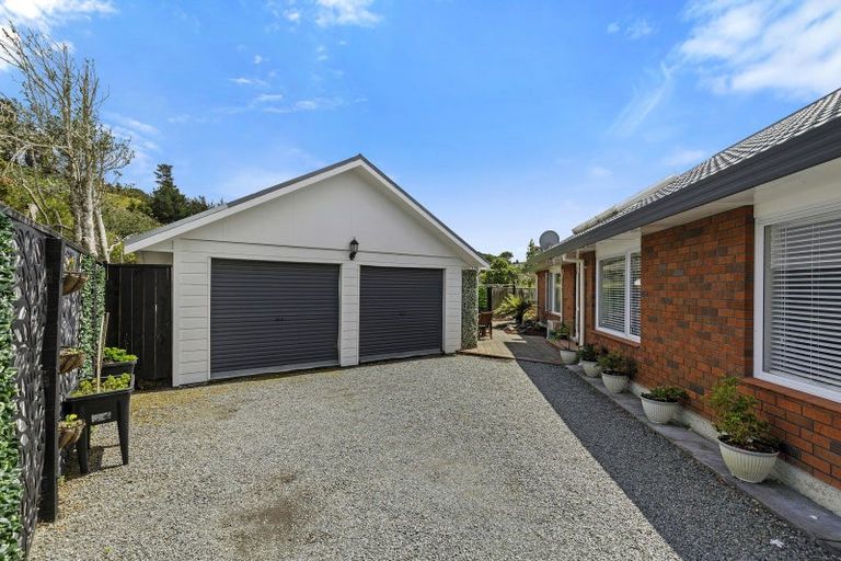 Photo of property in 2/21 Sharpe Crescent, Wainuiomata, Lower Hutt, 5014