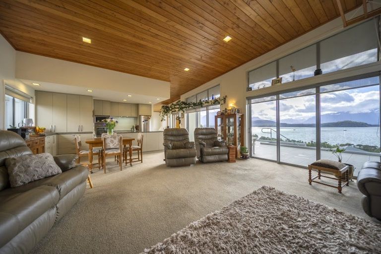 Photo of property in 3 Whitestone Court, Manapouri, 9679