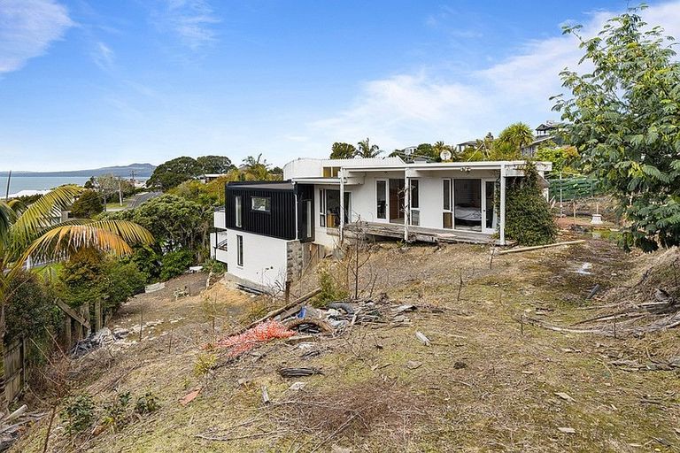 Photo of property in 52 Beach Road, Castor Bay, Auckland, 0620