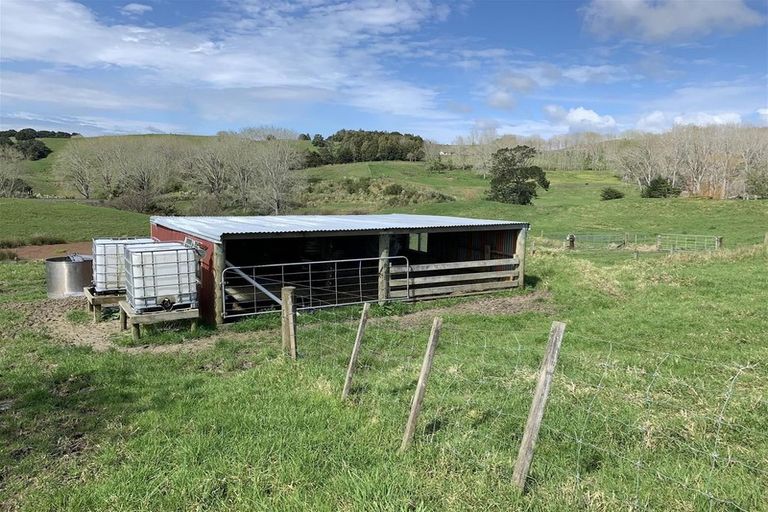 Photo of property in 383 Bickerstaffe Road, Maungaturoto, 0587