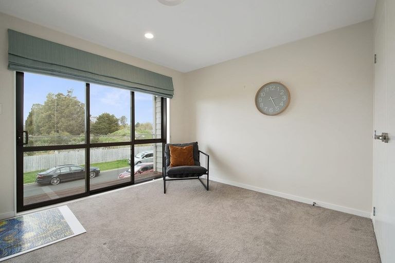 Photo of property in 15 Wicket Lane, Whenuapai, Auckland, 0618