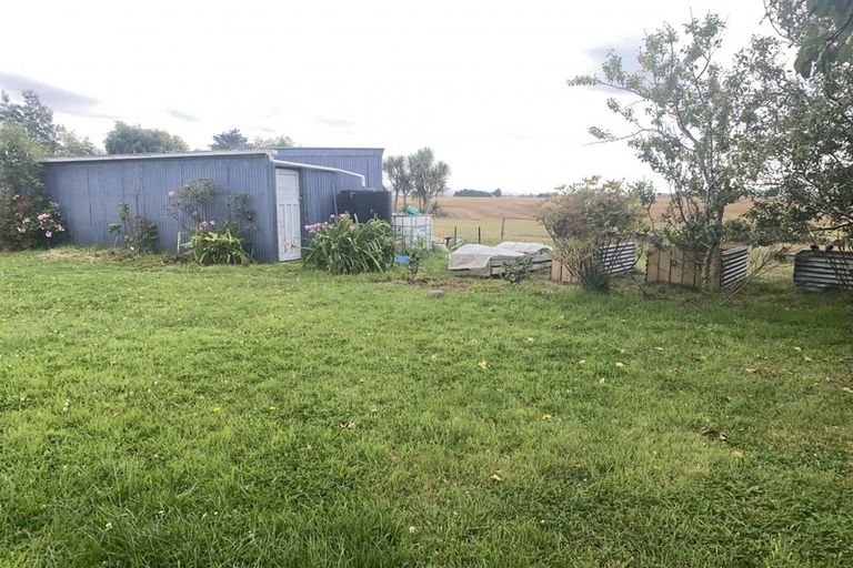 Photo of property in 11 May Street, Waiwera South, Clinton, 9584