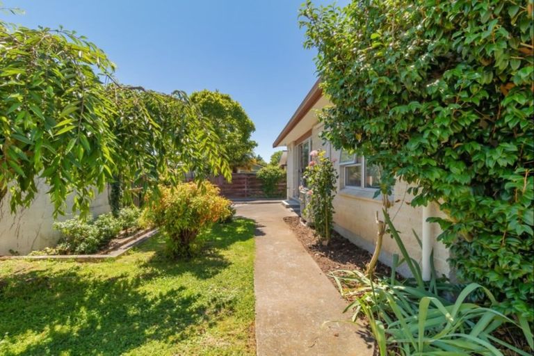 Photo of property in 58a Te Mata Road, Havelock North, 4130