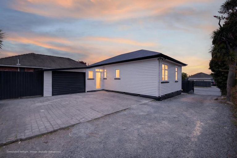 Photo of property in 154 Wainoni Road, Avondale, Christchurch, 8061