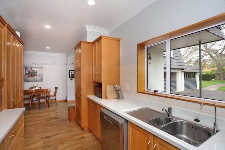 Photo of property in 2 Sandon Road, Feilding, 4702