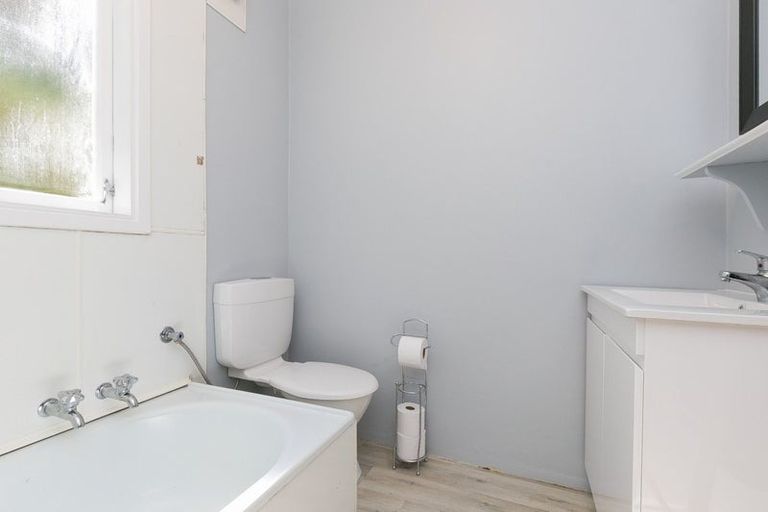 Photo of property in 2/67 Fox Street, Ngaio, Wellington, 6035