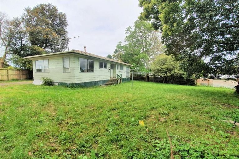 Photo of property in 30 Hyperion Drive, Randwick Park, Auckland, 2105