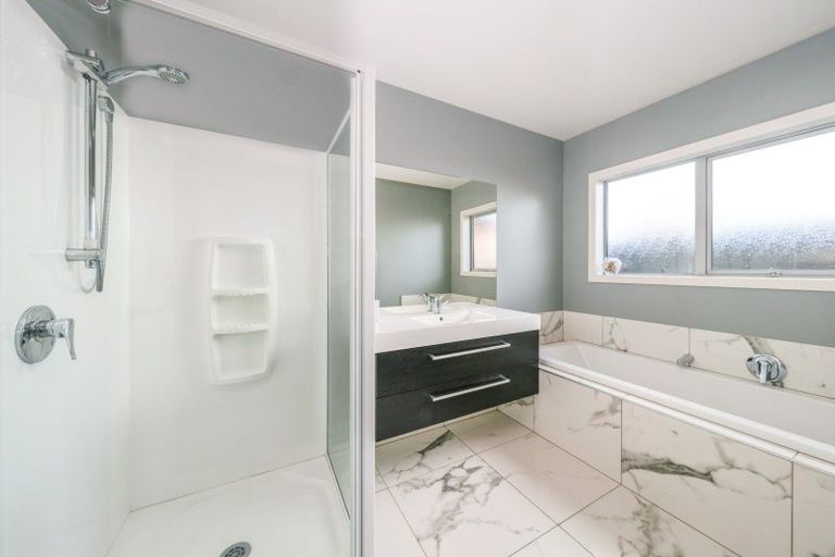 Photo of property in 54 West Meadows Drive, Wanaka, 9305