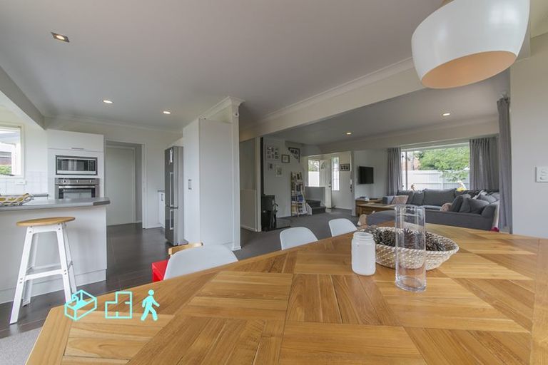 Photo of property in 11 Sunny Crescent, Huapai, Kumeu, 0810