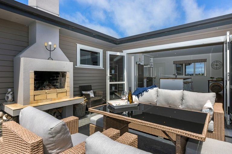 Photo of property in 34 Drake Crescent, Awatoto, Napier, 4110