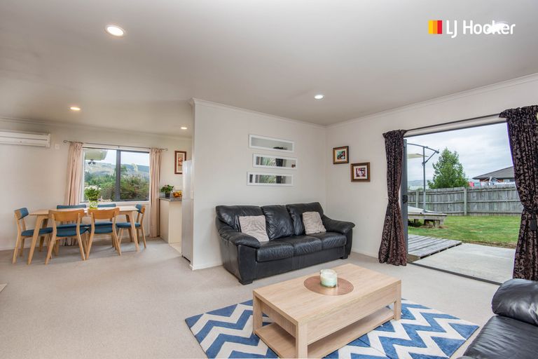 Photo of property in 30 Titri Road, Waihola, Outram, 9073