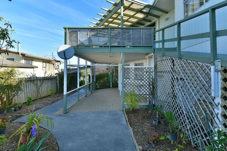 Photo of property in 4 Snells Beach Road, Snells Beach, 0920