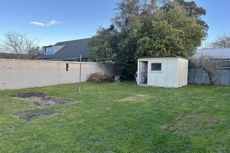 Photo of property in 1 Cotter Street, Greytown, 5712