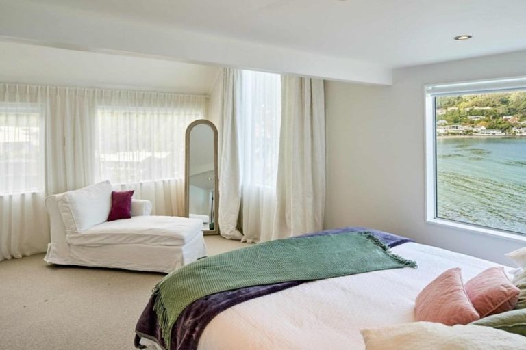 Photo of property in 202 Marine Drive, Lowry Bay, Lower Hutt, 5013