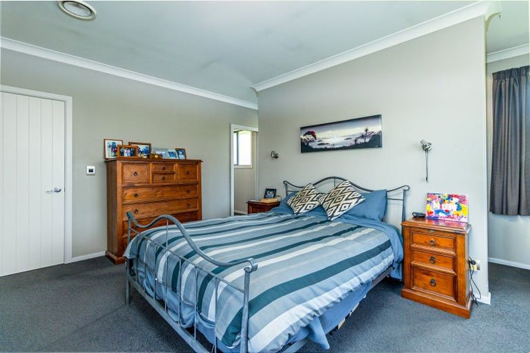 Photo of property in 492 Falvey Road, Levels, Timaru, 7975