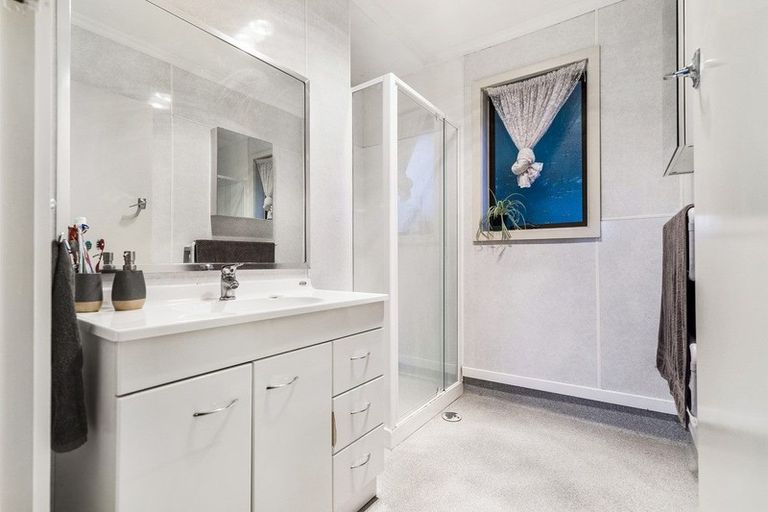 Photo of property in 1/21 Nottingham Avenue, Halswell, Christchurch, 8025