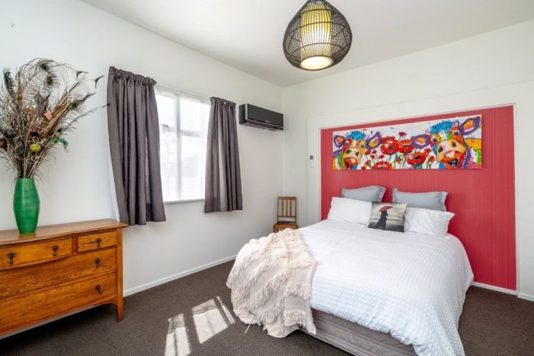 Photo of property in 1 Sedcole Street, Pahiatua, 4910