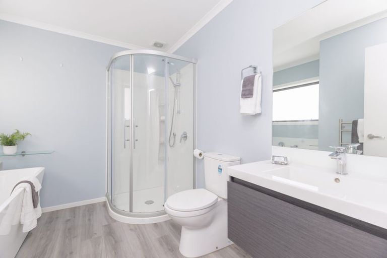 Photo of property in 6 Rimutaka Street, Trentham, Upper Hutt, 5018