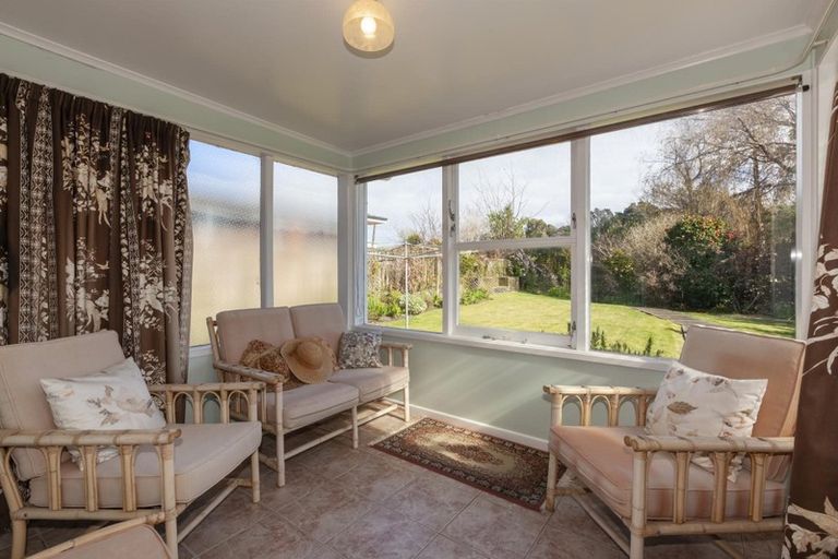 Photo of property in 21 Alexander Road, Raumati Beach, Paraparaumu, 5032