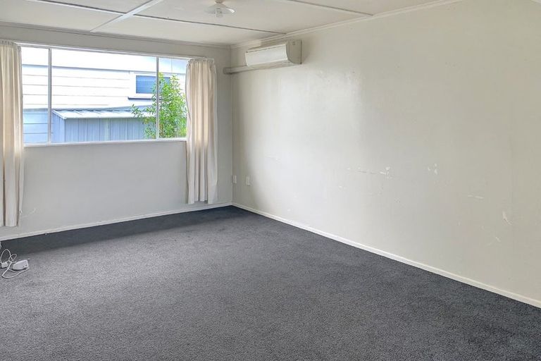 Photo of property in 2/27 Lyell Road, Outer Kaiti, Gisborne, 4010