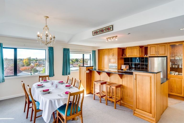 Photo of property in 75 Hetley Crescent, Taradale, Napier, 4112