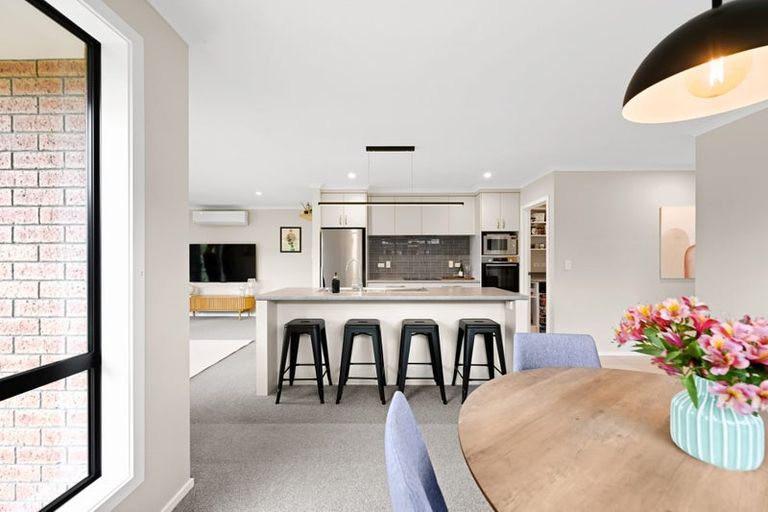 Photo of property in 263 Dixon Road, Fitzroy, Hamilton, 3206