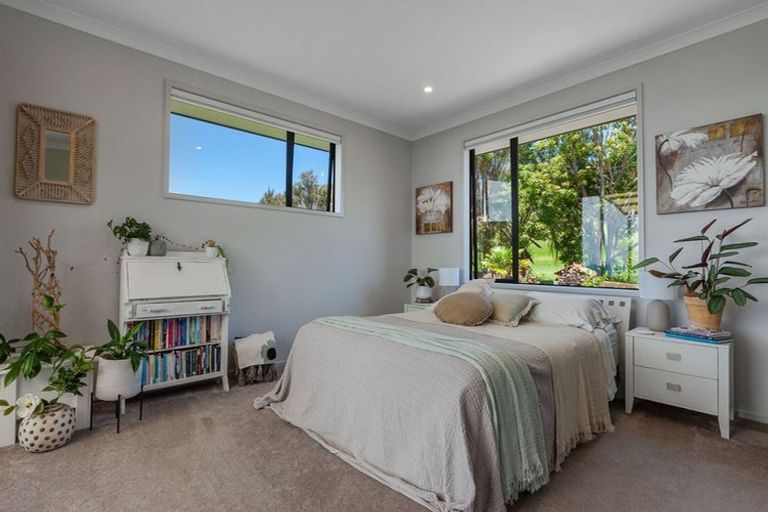 Photo of property in 31 Eagles Way, Cable Bay, 0420