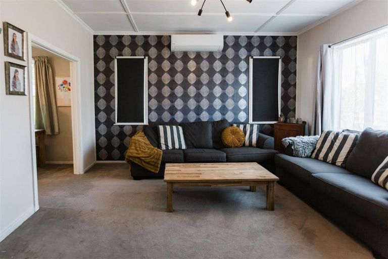 Photo of property in 902 Queen Street East, Parkvale, Hastings, 4122