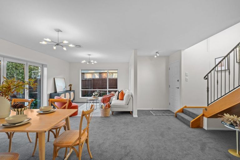 Photo of property in 2/11 Powell Crescent, Ilam, Christchurch, 8041