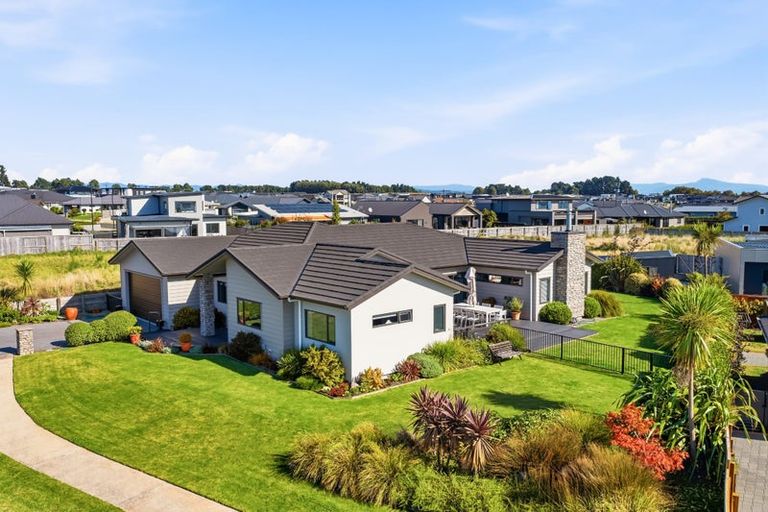 Photo of property in 6 Tuhua Close, Wharewaka, Taupo, 3330