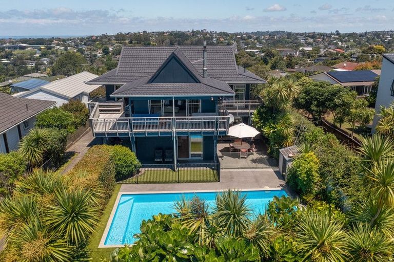 Photo of property in 22 Summit Drive, Torbay, Auckland, 0630
