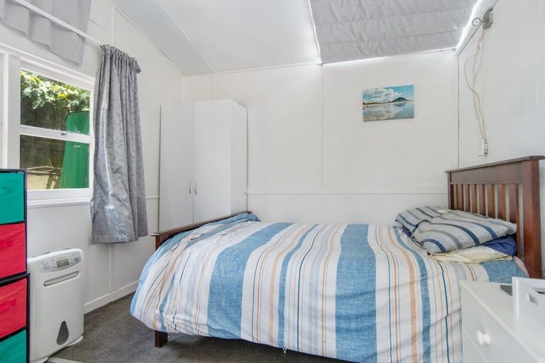 Photo of property in 12 Malyon Street, Te Puke, 3119