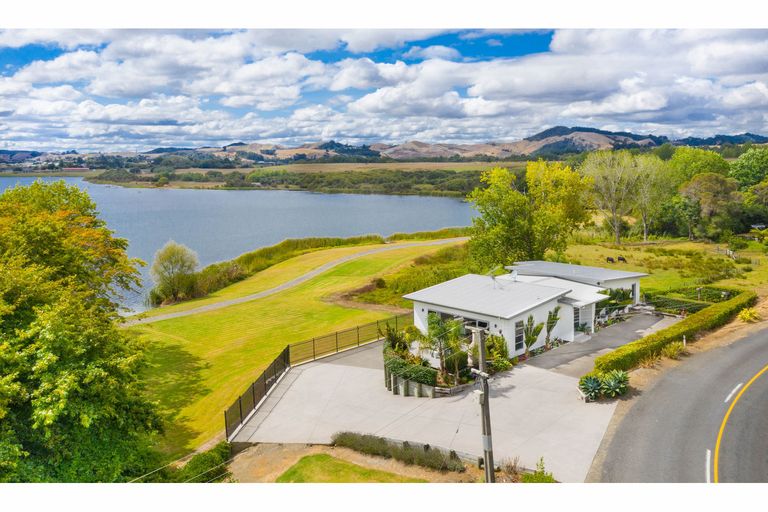 Photo of property in 82 Weavers Crossing Road, Huntly, 3771