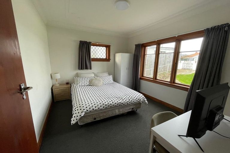 Photo of property in 20 Mornington Road, Balaclava, Dunedin, 9011