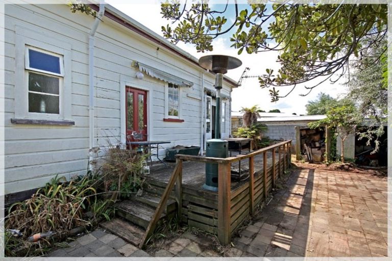 Photo of property in 3 Wellesley Street, Feilding, 4702